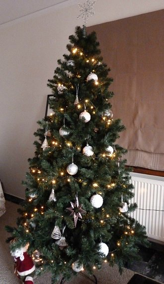 Нарядила я ёлочку))) — Болталка и разговоры обо всем: жизнь