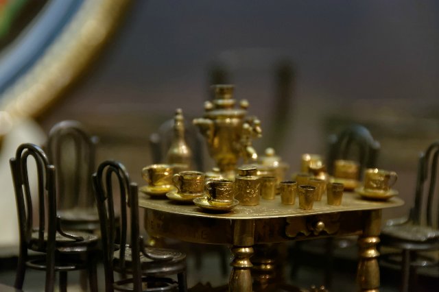 Историческая миниатюра — Редкие антикварные куклы и реплики: воск (фото 4)