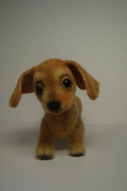 Таксик. Авторская игрушка валянием Ольги Чернухо (фото 2)