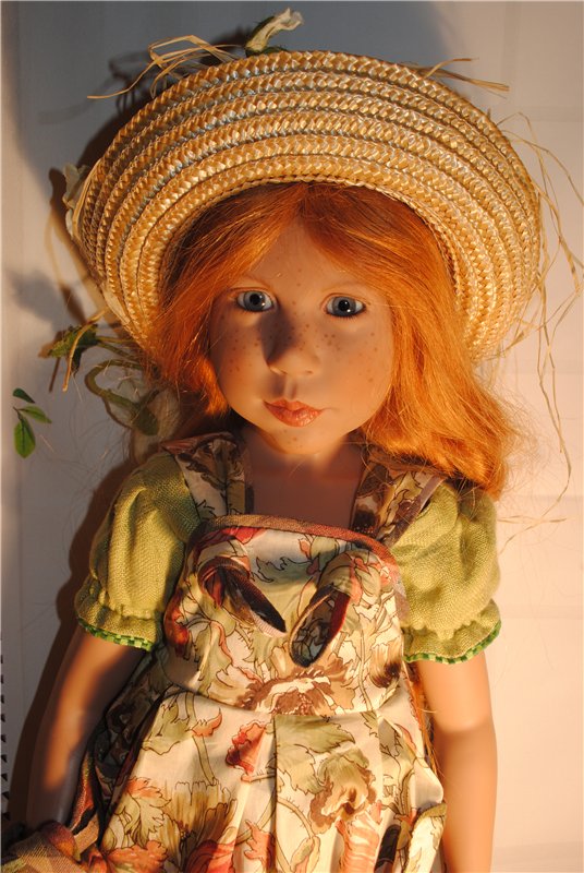 Мы купили два билета - уезжаем завтра в лето