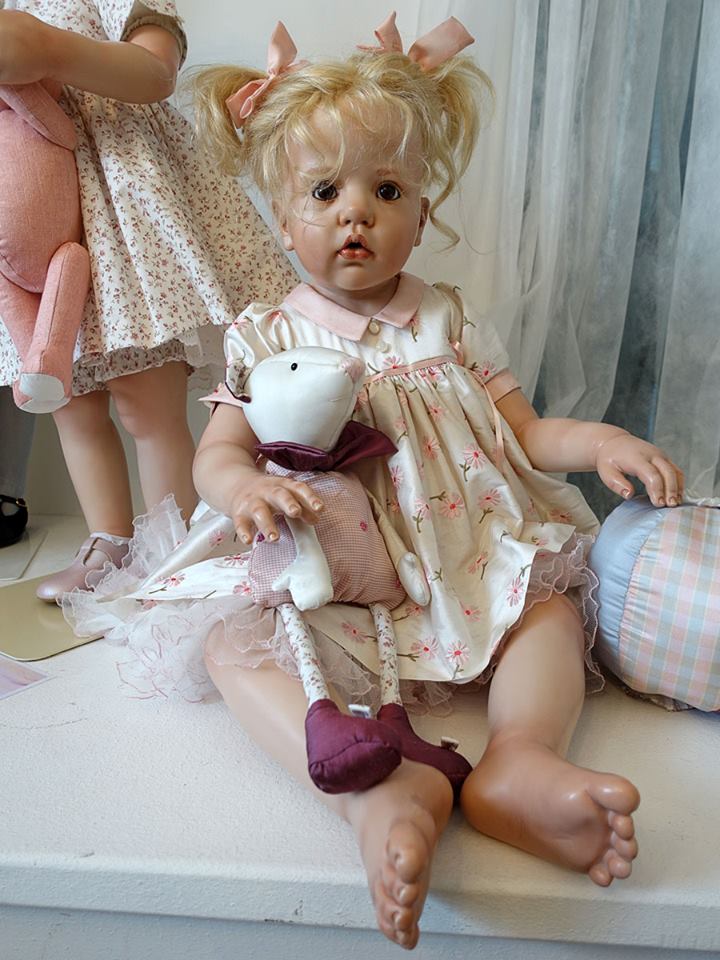 "Живые" фотографии фарфоровой коллекции Гунзель 2017 года