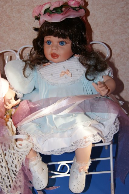 Две очаровательные карамельки Baby Truffles и Lil Cupcakes от FayZah Spanos