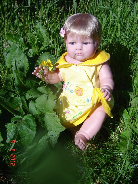 Босиком по росе и другие фото