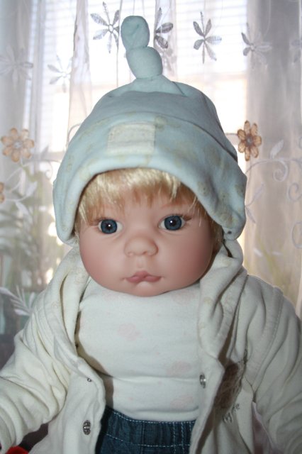 Девочка? Мальчик? Кукла Lee Middleton