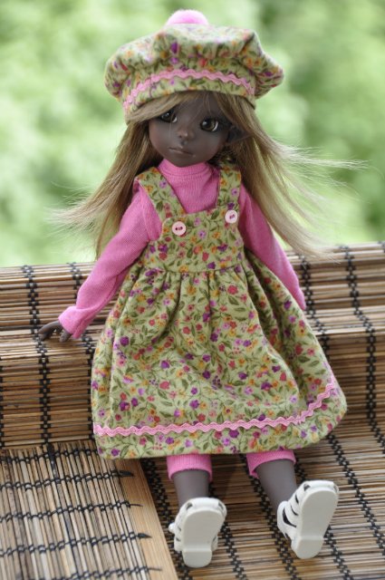 Изюм в шоколаде - Nutmeg Dark Tan от Кайе Виггз. Маленькая прелестница