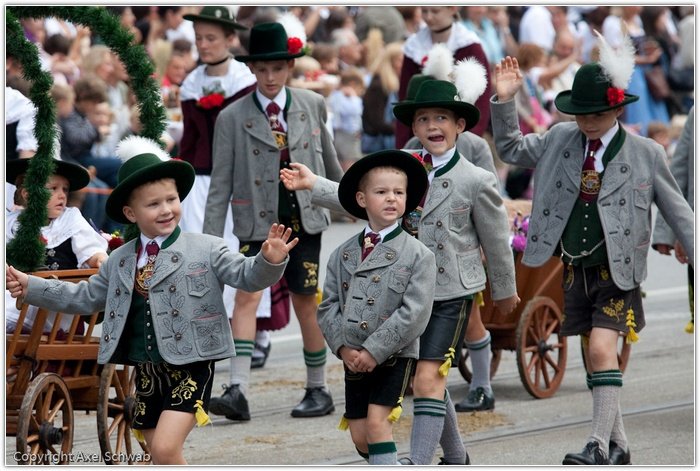 А вот и она - идейная вдохновительница | Бэйбики А вот и она - идейная вдохновительница
