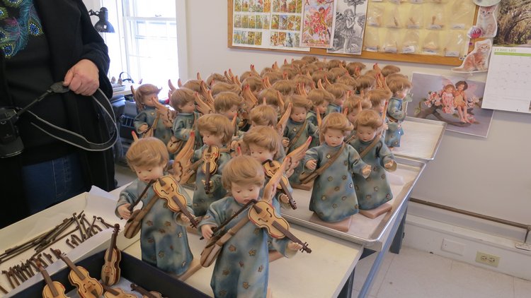 Впервые за 40 лет. День открытых дверей на кукольной фабрике R John Wright. Часть четвертая: Процесс производства. Окончание