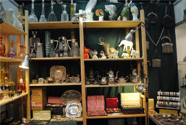 По Тишинке погуляли и «Блошинку» повидали… | Бэйбики По Тишинке погуляли и «Блошинку» повидали…