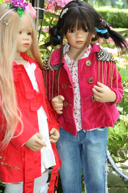 Солнечный денек в саду. Часть третья - Лилит и Анна Лу (фото 8)