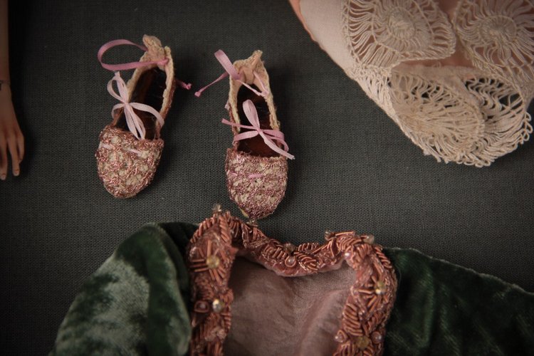 Роуз. Моя новая шарнирная кукла эпохи джаза