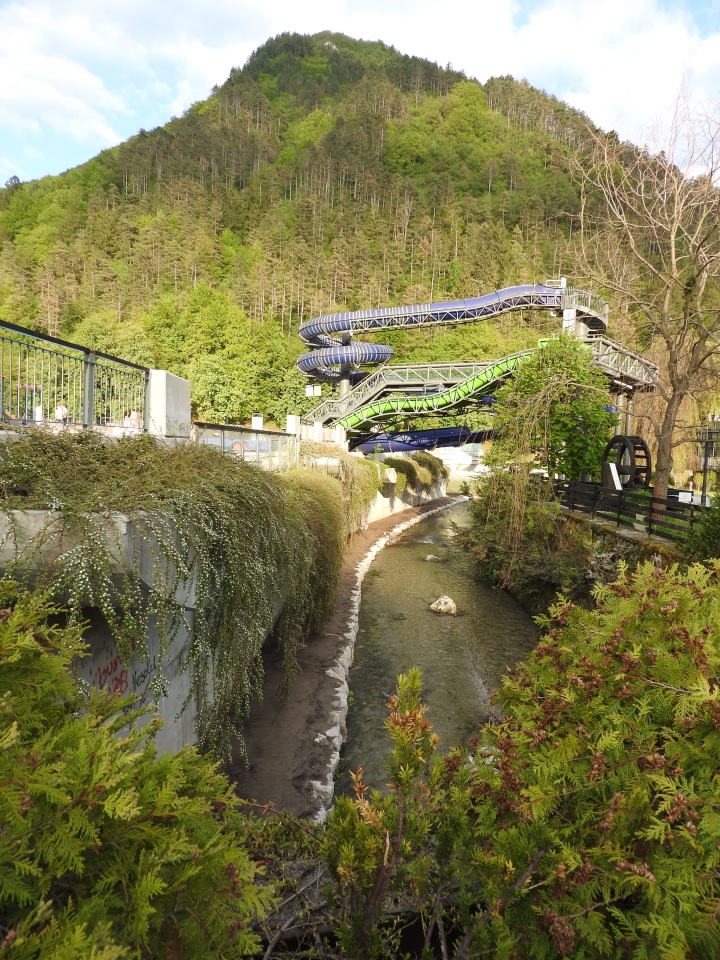 Словения, Светланка и маленький «герой» в одном ботинке