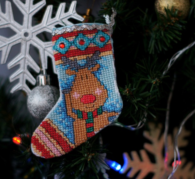 Новый год ручной работы . Вышивка
