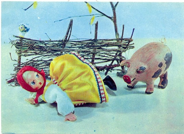 Кукольник, кукольник, чёрная душа, Что ты делаешь с бедною куклой