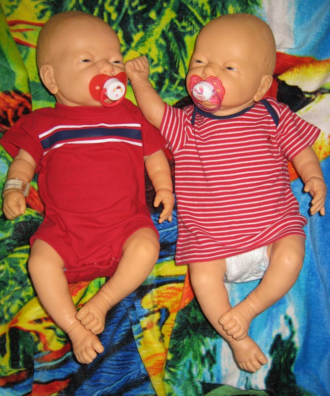 Примерка — Характерные испанские куклы: пупсы с мимикой (фото 7)