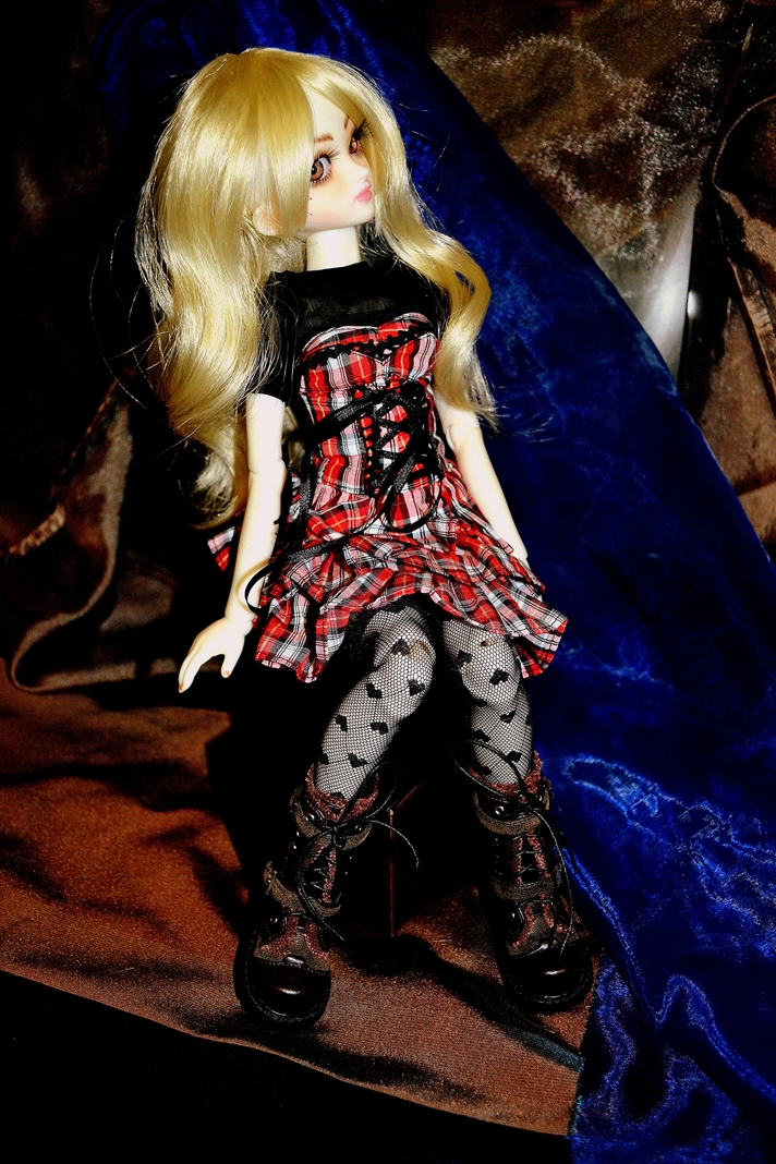 Наша любимица Милк в новом наряде