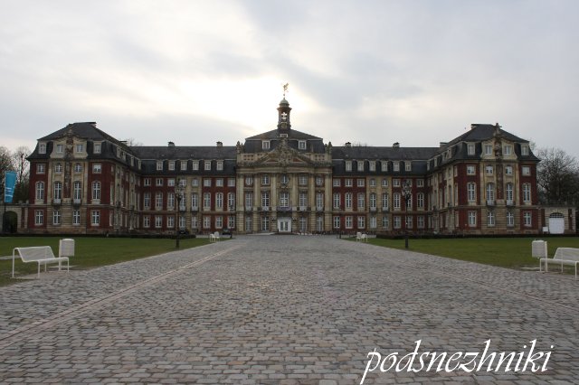 Выставка TeddyBar Total 2012 в Мюнстере: возрожденная из небытия