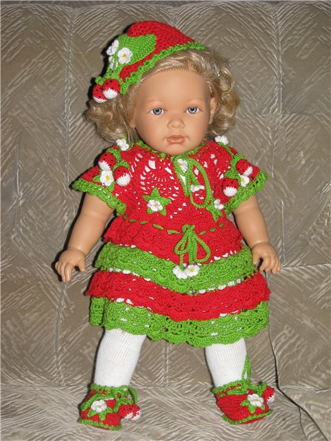 Платья для моих кукол.Вязалочки от Татьяны