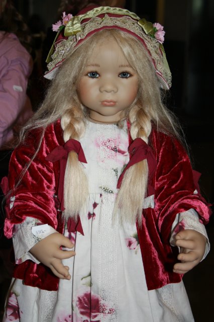 Международная выставка кукол и мишек Тедди - часть вторая | Бэйбики Международная выставка кукол и мишек Тедди - часть вторая (фото 6)