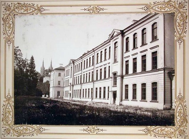 Ко Дню знаний. Из истории женского образования в России