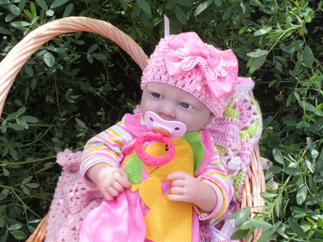 Розочка на прогулке — Куклы Berenguer (Беренджер): пупсы La Newborn (фото 2)