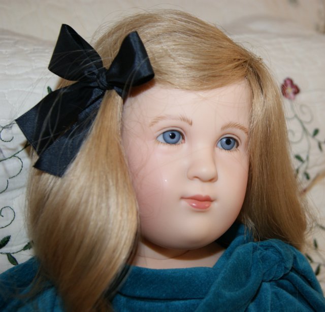 Сладкая булочка Lene от Sabine Esche для GOTZ (фото 3)