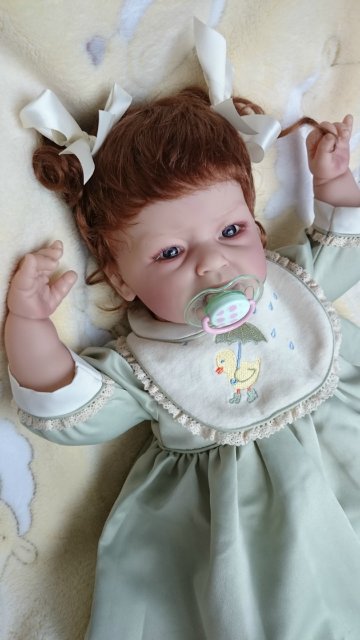 "У меня режутся зубки". Очень редкая девочка от Ли Миддлетон - Teething Blues (фото 7)