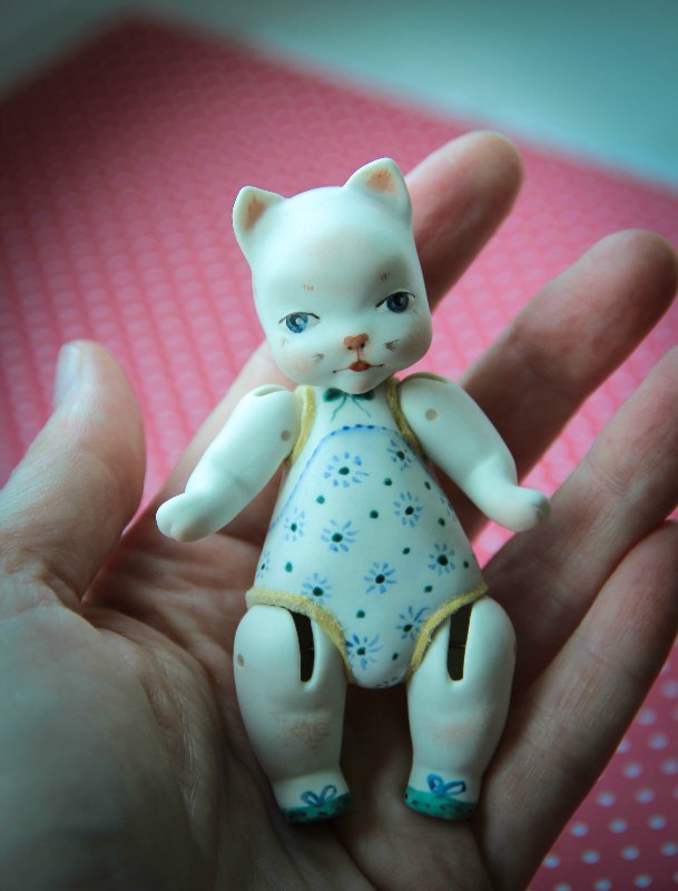 Новый проект "Кошка на ладошке". Фарфоровые куклы