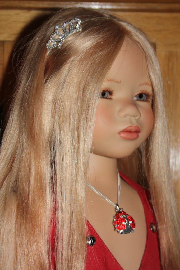 Солнечный денек в саду. Часть вторая - три подружки