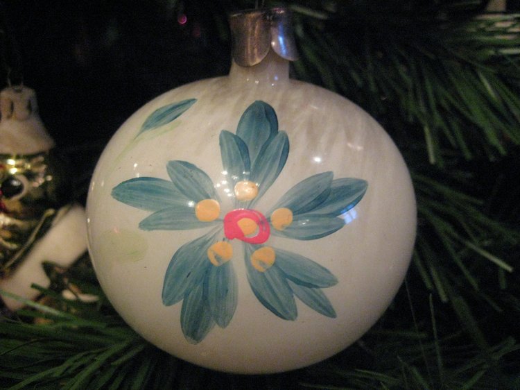 Наша любимая и драгоценная винтажная ёлочка