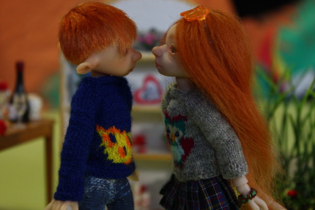 Как Фиби и Остин зиму зимовали. Часть 2: День Святого Валентина, 8 Марта