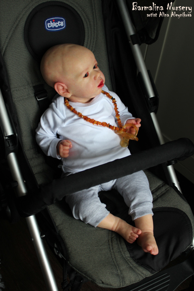 Ну и тут не обошлось без сходства. Малыш реборн (фото 10)