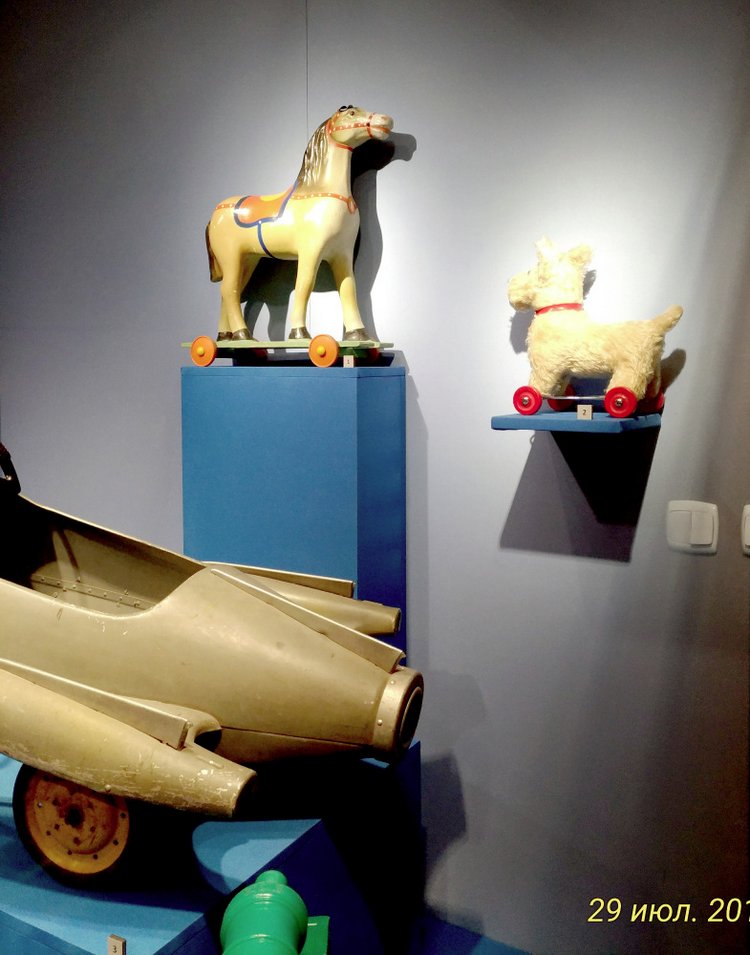 Выставка «Все лучшее – детям. Игрушки 1950–1980 годов из коллекции Сергея Романова». Часть 1