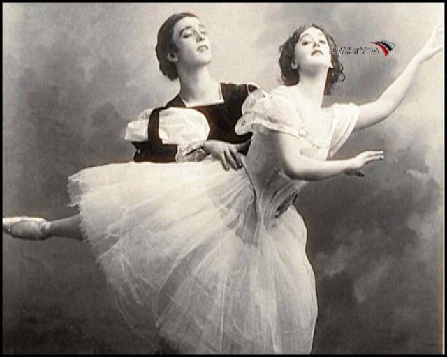 Голубая танцовщица или Магия балета. Фарфоровая коллекционная кукла от Донны Руберт