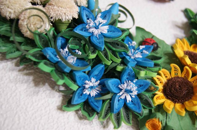 Веночек в цветочек. Квиллинг (фото 8)