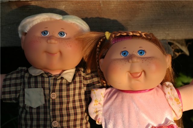 Капустная грядка отдыхает на даче. Cabbage Patch Kids