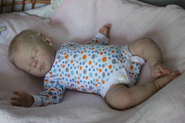 Ребекка 3... Куколка реборн Вишни Виктории (фото 4)