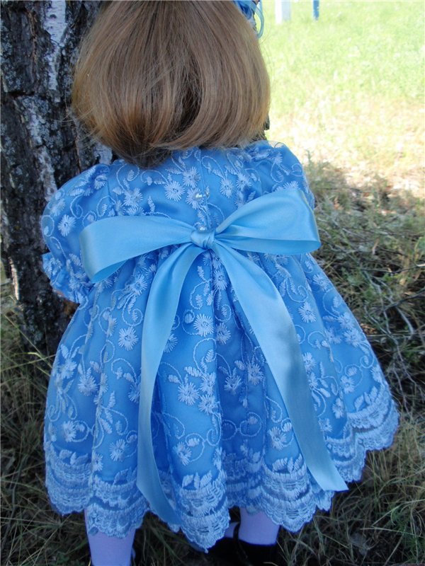 Чудеса с переодеванием продолжаются, моя Люсенька в голубом