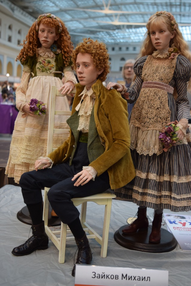 VII Московская международная выставка "Искусство Куклы". Портреты кукольной души или незримый диалог