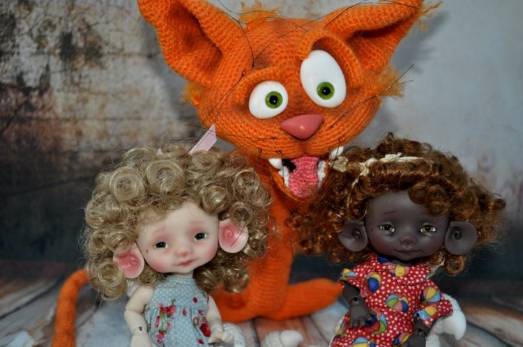 Существует ли дружба между котами и мышами? А если это мышки Никки Бритт