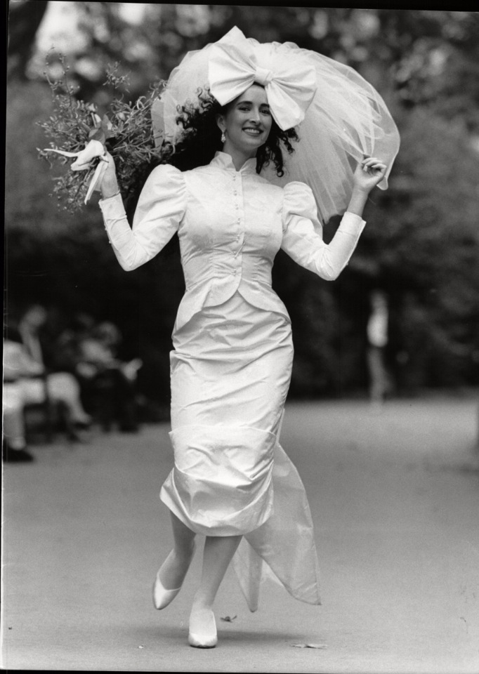 Продолжение... Как менялась мода на свадебные платья