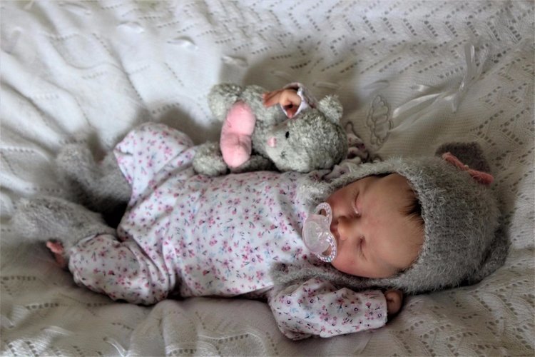 Моя новорожденная малышка Инди