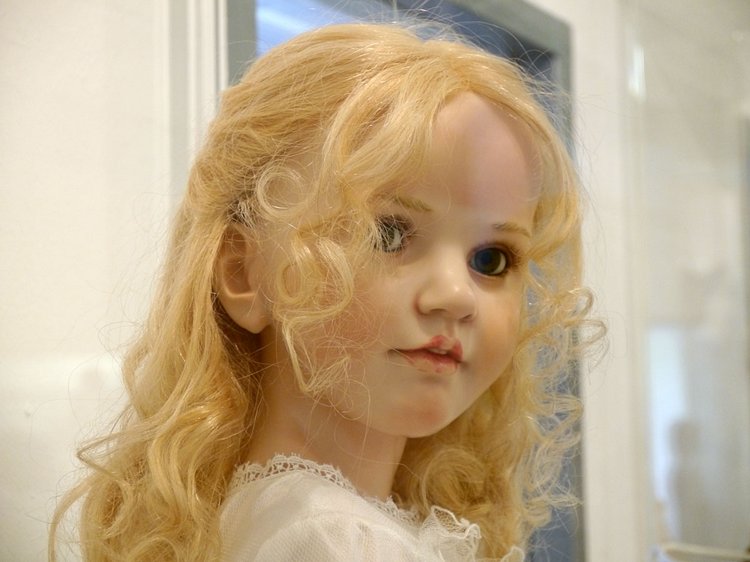 Гунзель открыла новый выставочный зал. Наслаждаемся