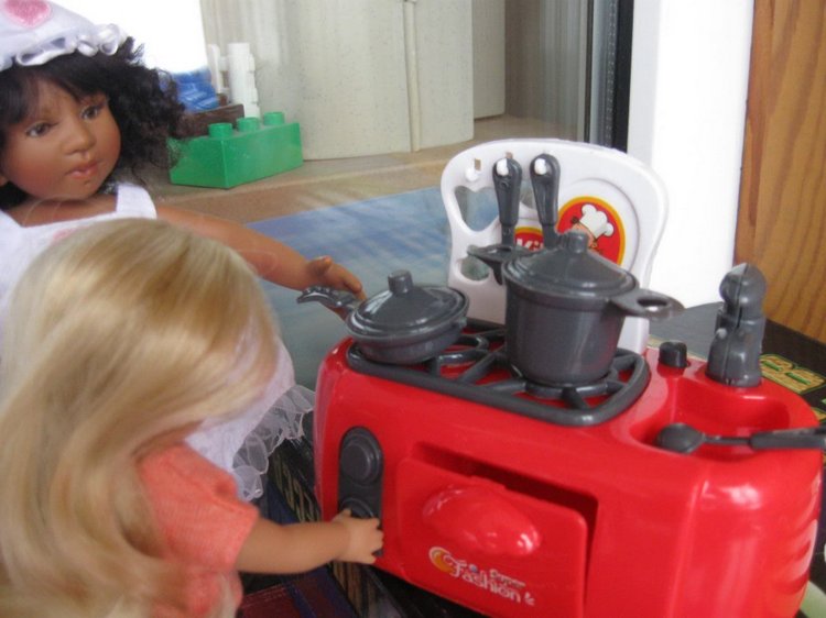 Бытовая техника для наших маленьких кукол-хозяюшек