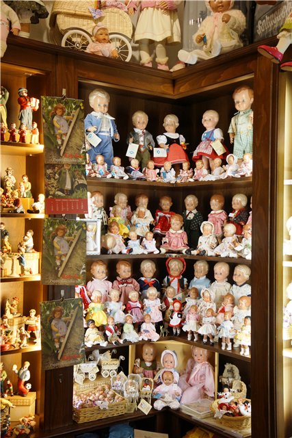 Взятие Берлина. Часть 2. Puppenstube (Пуппенштубе) - кукольный магазинчик