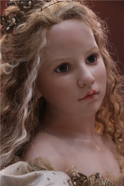 Hilderard Gunzel на выставке "Искусство куклы" в Гостином дворе