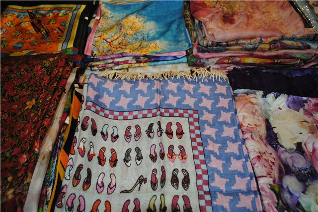 Выставка на Тишинке "Атмосфера творчества" - 2014. Мечты сороки сбываются! Блеск и великолепие