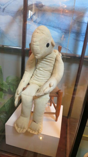 Впервые за 40 лет. День открытых дверей на кукольной фабрике R John Wright. Часть первая: Место, где рождаются куклы и