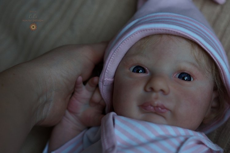 Моя малышка реборн Аврора Скай (фото 3)