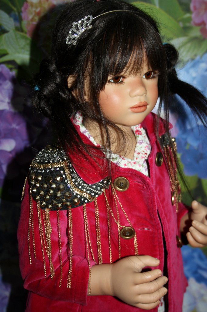 Солнечный денек в саду. Часть третья - Лилит и Анна Лу