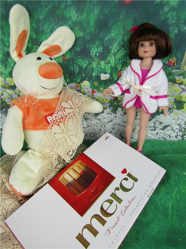 Улыбка бесценна, не стоит награды. Всего лишь улыбка - и Вам будут рады…